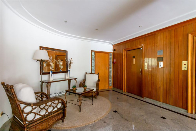 Imagem Apartamento com 3 Quartos à Venda, 224 m² em Higienópolis - São Paulo Imagem Apartamento com 3 Quartos à Venda, 224 m² em Higienópolis - São Paulo