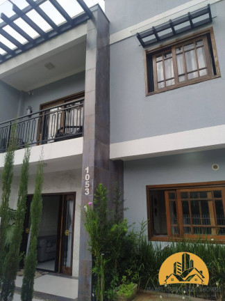Sobrado com 3 Quartos à Venda, 121 m² em Gravatá - Navegantes