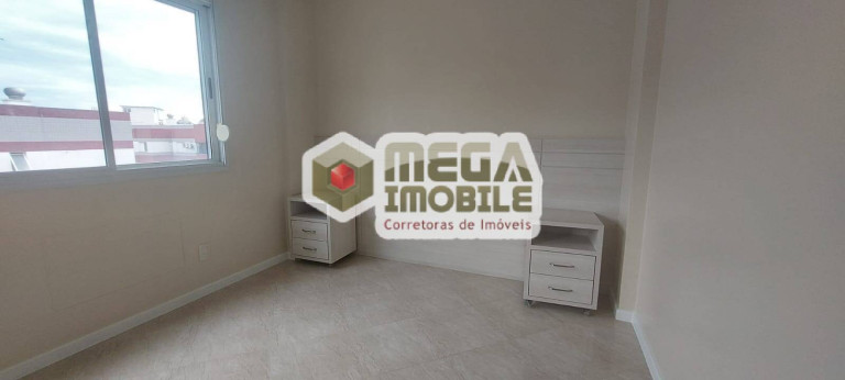 Imagem Apartamento com 2 Quartos à Venda, 70 m² em Trindade - Florianópolis