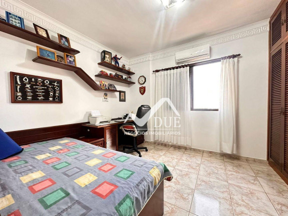 Imagem Apartamento com 3 Quartos à Venda, 161 m² em Boqueirão - Santos