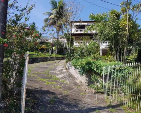 Imagem Casa com 6 Quartos à Venda, em Pendotiba - Niterói Imagem Casa com 6 Quartos à Venda, em Pendotiba - Niterói