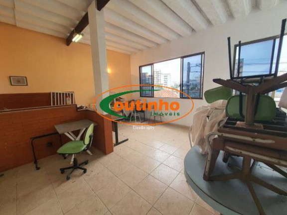 Imagem Casa com 4 Quartos à Venda, 209 m² em Tijuca - Rio De Janeiro Imagem Casa com 4 Quartos à Venda, 209 m² em Tijuca - Rio De Janeiro
