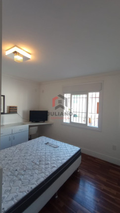 Imagem Casa com 4 Quartos à Venda, 198 m² em Jardim Itu - Porto Alegre Imagem Casa com 4 Quartos à Venda, 198 m² em Jardim Itu - Porto Alegre