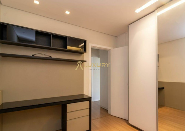 Imagem Imóvel com 3 Quartos à Venda, 115 m² em Vila Da Serra - Nova Lima Imagem Imóvel com 3 Quartos à Venda, 115 m² em Vila Da Serra - Nova Lima