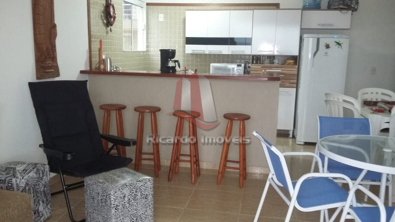 Imagem Imóvel com 3 Quartos à Venda, 100 m² em Peró - Cabo Frio Imagem Imóvel com 3 Quartos à Venda, 100 m² em Peró - Cabo Frio