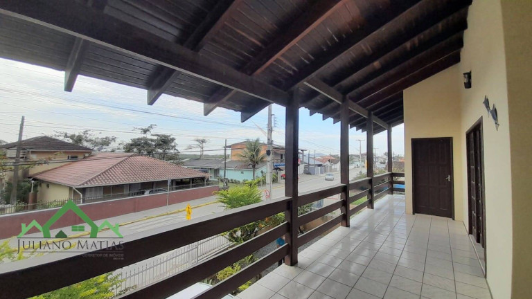 Imagem Sobrado com 5 Quartos à Venda, 280 m² em Costeira - Balneário Barra Do Sul