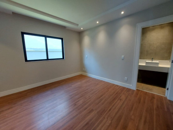 Imagem Casa com 3 Quartos à Venda, 350 m² em Green Valleiy - Teresópolis