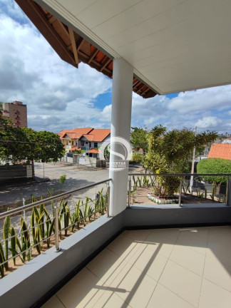 Imagem Casa com 3 Quartos à Venda, 496 m² Imagem Casa com 3 Quartos à Venda, 496 m²