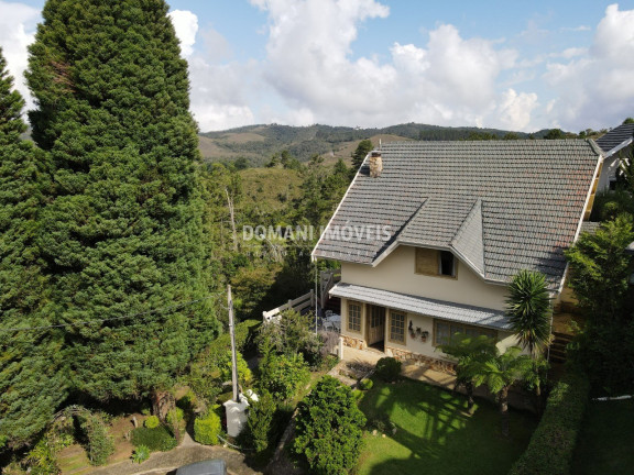 Imagem Casa com 4 Quartos à Venda, 226 m² em Região Do Alto Do Capivari - Campos Do Jordão Imagem Casa com 4 Quartos à Venda, 226 m² em Região Do Alto Do Capivari - Campos Do Jordão