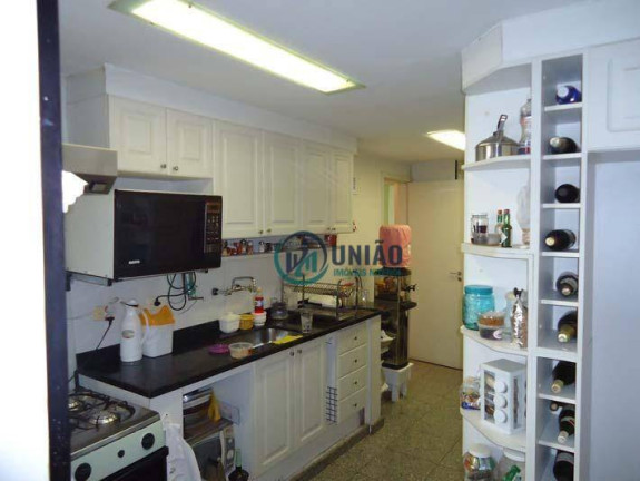 Imagem Apartamento com 4 Quartos à Venda, 190 m² em Icaraí - Niterói