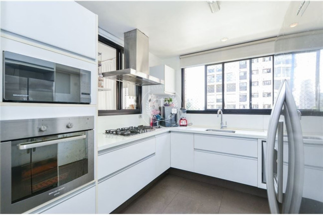 Imagem Apartamento com 3 Quartos à Venda, 159 m² em Real Parque - São Paulo Imagem Apartamento com 3 Quartos à Venda, 159 m² em Real Parque - São Paulo