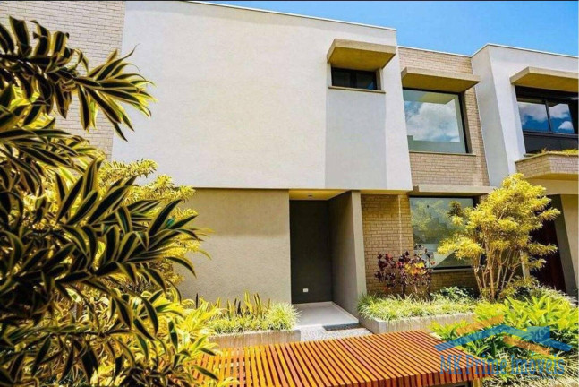 Imagem Casa de Condomínio com 3 Quartos à Venda, 355 m² em Moema - São Paulo Imagem Casa de Condomínio com 3 Quartos à Venda, 355 m² em Moema - São Paulo