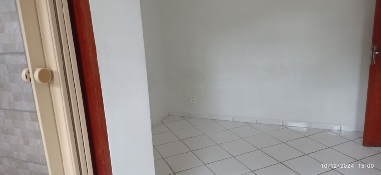 Imagem Casa com 2 Quartos para Alugar, em Conjunto Residencial Trinta E Um De Março - São José Dos Campos Imagem Casa com 2 Quartos para Alugar, em Conjunto Residencial Trinta E Um De Março - São José Dos Campos