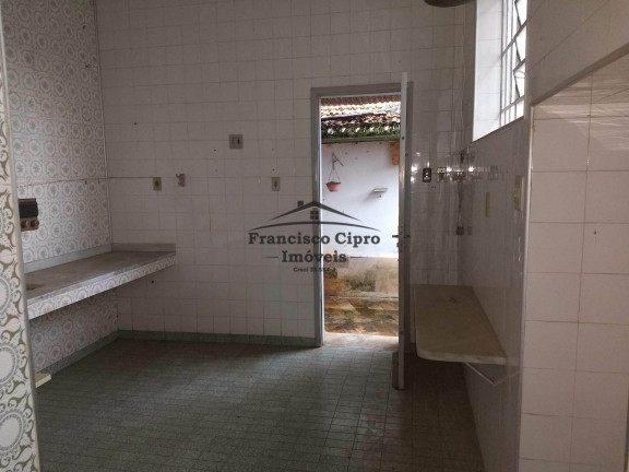 Imagem Casa com 3 Quartos à Venda, 300 m² em Centro - Lorena Imagem Casa com 3 Quartos à Venda, 300 m² em Centro - Lorena