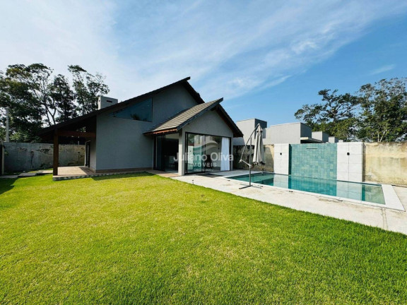 Casa com 3 Quartos à Venda, 147 m² em Mariluz - Itapoá