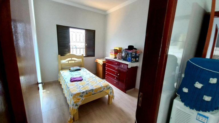 Imagem Casa com 3 Quartos à Venda, 140 m² em Vila Santo Antonio - Maringá Imagem Casa com 3 Quartos à Venda, 140 m² em Vila Santo Antonio - Maringá