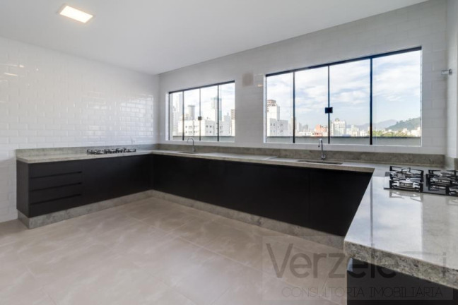 Imagem Apartamento com 2 Quartos à Venda, 76 m² em Nações - Balneário Camboriú Imagem Apartamento com 2 Quartos à Venda, 76 m² em Nações - Balneário Camboriú