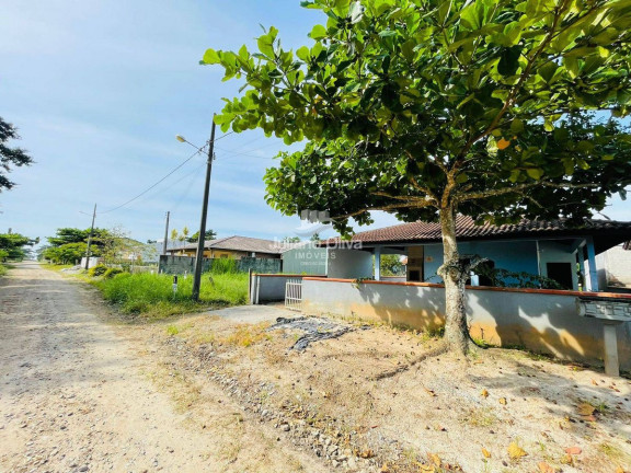Imagem Casa com 3 Quartos à Venda, 123 m² em Barra Do Sai - Itapoá