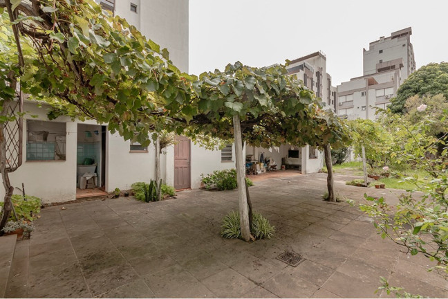 Imagem Terreno à Venda, 562 m² em Menino Deus - Porto Alegre Imagem Terreno à Venda, 562 m² em Menino Deus - Porto Alegre
