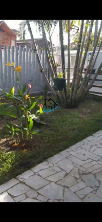 Imagem Casa com 2 Quartos à Venda, 70 m² em Centro - Matinhos Imagem Casa com 2 Quartos à Venda, 70 m² em Centro - Matinhos