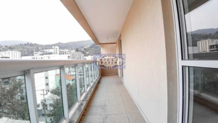 Imagem Cobertura com 4 Quartos à Venda, 355 m² em Grajaú - Rio De Janeiro Imagem Cobertura com 4 Quartos à Venda, 355 m² em Grajaú - Rio De Janeiro