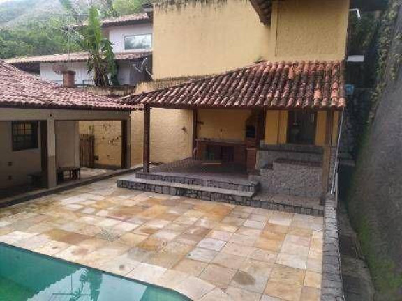 Imagem Casa com 3 Quartos à Venda, 370 m² em Itacoatiara - Niterói Imagem Casa com 3 Quartos à Venda, 370 m² em Itacoatiara - Niterói