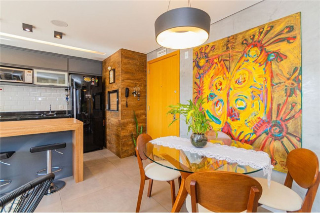 Imagem Apartamento com 2 Quartos à Venda, 56 m² em Menino Deus - Porto Alegre Imagem Apartamento com 2 Quartos à Venda, 56 m² em Menino Deus - Porto Alegre