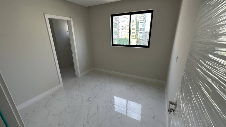 Imagem Apartamento com 3 Quartos à Venda, 100 m² em Meia Praia - Itapema Imagem Apartamento com 3 Quartos à Venda, 100 m² em Meia Praia - Itapema