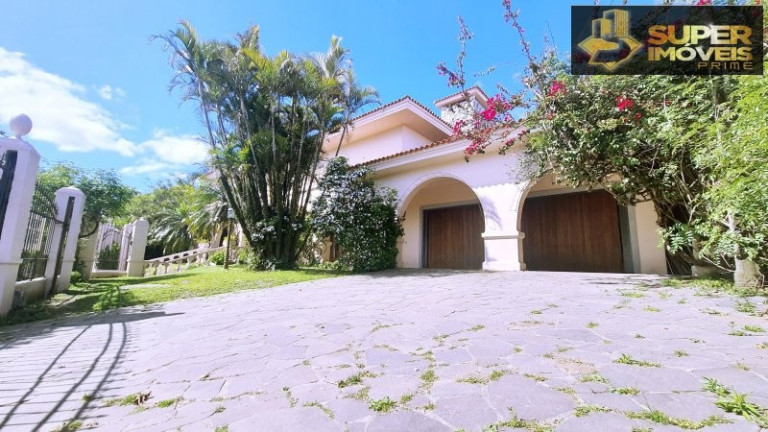 Imagem Casa com 5 Quartos à Venda, 2.200 m² em Centro - Pelotas