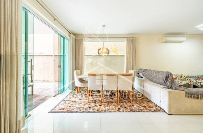 Imagem Casa de Condomínio com 4 Quartos à Venda, 382 m² em Alphaville - Santana De Parnaíba Imagem Casa de Condomínio com 4 Quartos à Venda, 382 m² em Alphaville - Santana De Parnaíba