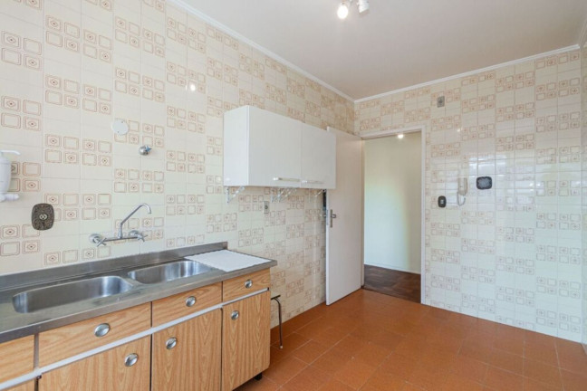 Imagem Imóvel com 2 Quartos à Venda, 76 m² em Petrópolis - Porto Alegre Imagem Imóvel com 2 Quartos à Venda, 76 m² em Petrópolis - Porto Alegre