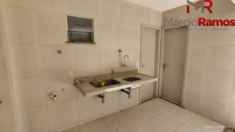 Imagem Casa com 4 Quartos à Venda, 264 m² em Pires Façanha - Eusébio Imagem Casa com 4 Quartos à Venda, 264 m² em Pires Façanha - Eusébio