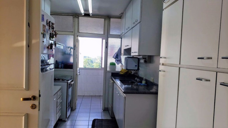 Imagem Apartamento com 3 Quartos à Venda, 160 m² em Campo Belo - São Paulo