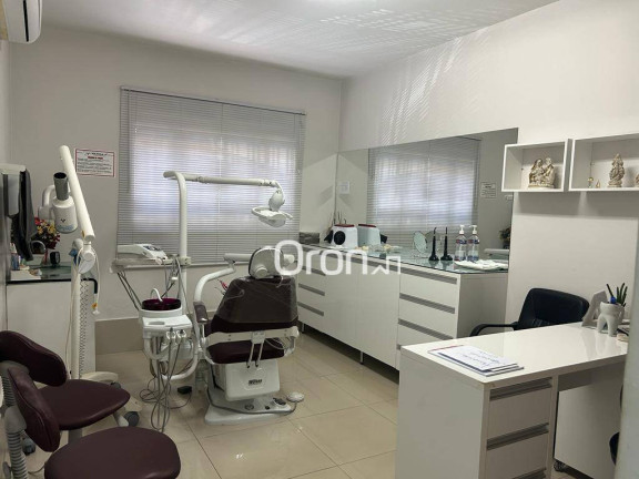 Imagem Casa com 4 Quartos à Venda, 330 m² em Vila Americano Do Brasil - Goiânia Imagem Casa com 4 Quartos à Venda, 330 m² em Vila Americano Do Brasil - Goiânia