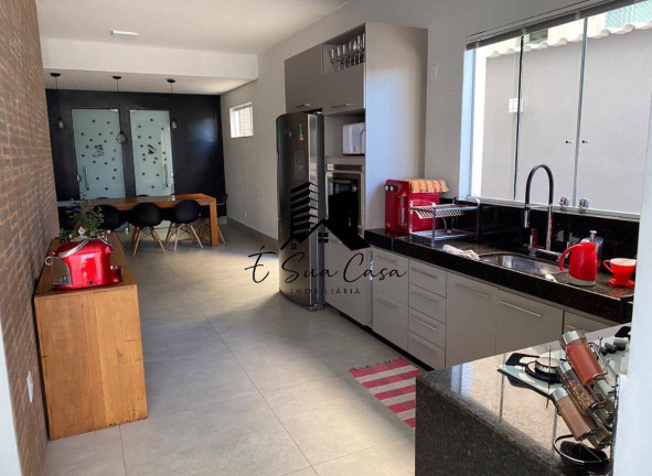 Imagem Casa com 3 Quartos à Venda, 290 m² em Europa - Contagem Imagem Casa com 3 Quartos à Venda, 290 m² em Europa - Contagem