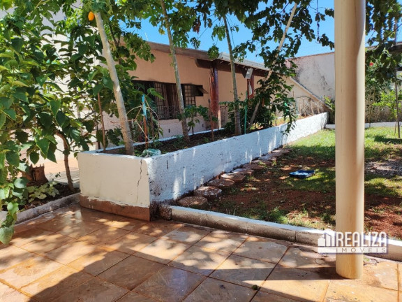Imagem Casa com 4 Quartos para Alugar, 480 m² em Santa Maria - Uberaba Imagem Casa com 4 Quartos para Alugar, 480 m² em Santa Maria - Uberaba