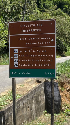 Imagem Chácara com 3 Quartos à Venda, 4 m² em Joebinha - Alfredo Chaves Imagem Chácara com 3 Quartos à Venda, 4 m² em Joebinha - Alfredo Chaves