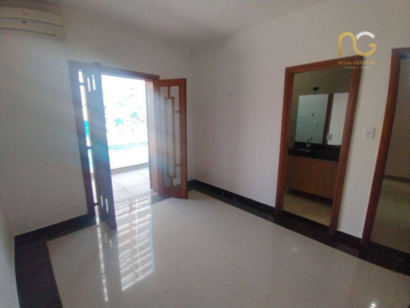 Imagem Casa com 3 Quartos à Venda, 160 m² em Canto Do Forte - Praia Grande Imagem Casa com 3 Quartos à Venda, 160 m² em Canto Do Forte - Praia Grande
