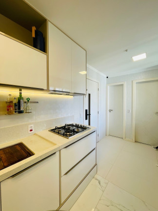 Imagem Apartamento com 4 Quartos à Venda, 200 m² em Pituaçu - Salvador Imagem Apartamento com 4 Quartos à Venda, 200 m² em Pituaçu - Salvador
