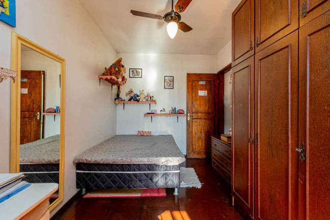 Imagem Casa com 3 Quartos à Venda, 120 m² em Medianeira - Porto Alegre Imagem Casa com 3 Quartos à Venda, 120 m² em Medianeira - Porto Alegre