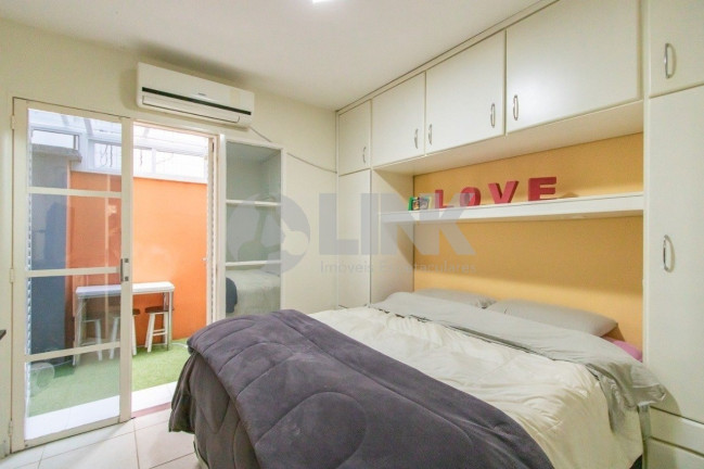 Imagem Apartamento com 2 Quartos à Venda, 62 m² em Cidade Baixa - Porto Alegre
