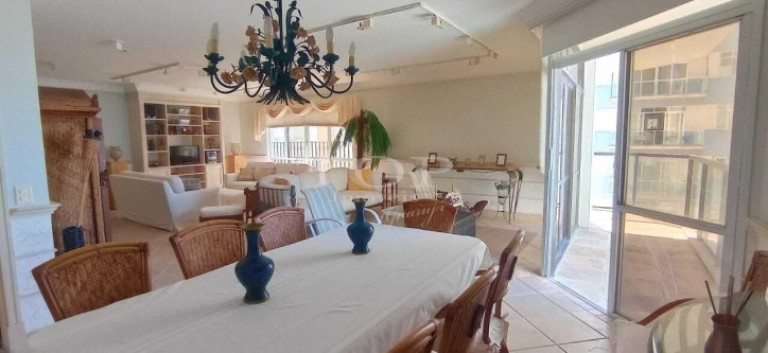 Imagem Apartamento com 4 Quartos à Venda, 215 m² em Pitangueiras - Guarujá