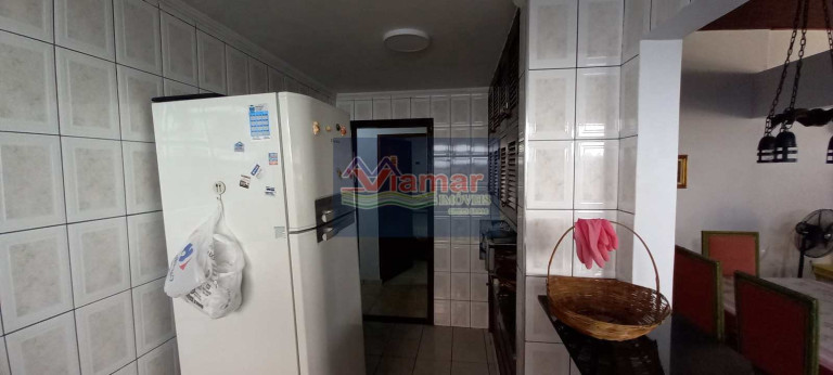 Imagem Casa com 3 Quartos à Venda, 170 m² em Jardim Virgínia - Guarujá Imagem Casa com 3 Quartos à Venda, 170 m² em Jardim Virgínia - Guarujá