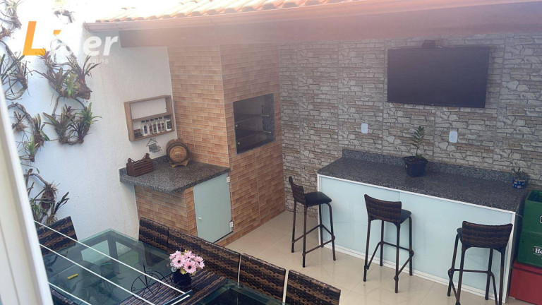 Imagem Casa com 3 Quartos à Venda, 145 m² em Jardim Dos Alfineiros - Juiz De Fora