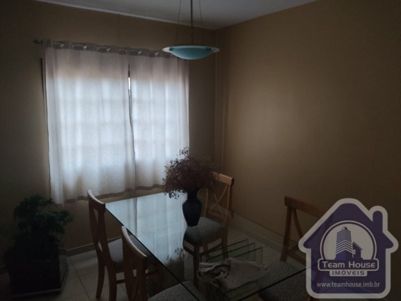 Imagem Sobrado com 3 Quartos à Venda, 244 m² em Vila Lavínia - Mogi Das Cruzes Imagem Sobrado com 3 Quartos à Venda, 244 m² em Vila Lavínia - Mogi Das Cruzes