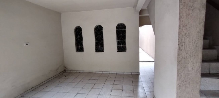 Imagem Casa com 4 Quartos à Venda, 135 m² em Jardim Dona Sinhá - São Paulo
