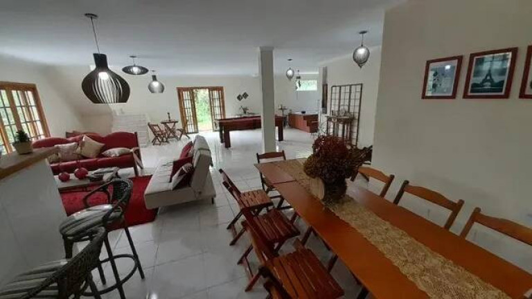 Imagem Chácara com 7 Quartos à Venda, 1.440 m² em Santo Antônio Do Pinhal Imagem Chácara com 7 Quartos à Venda, 1.440 m² em Santo Antônio Do Pinhal