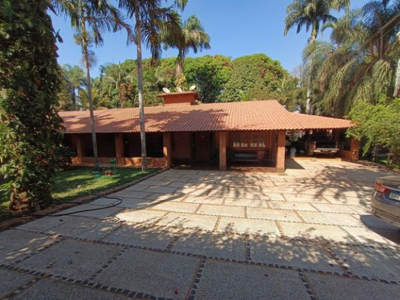 Imóvel com 
            	4             Quartos à Venda, 980 m² em 
            	Chacara Sao Pedro             - 
            	Aparecida De Goiania            