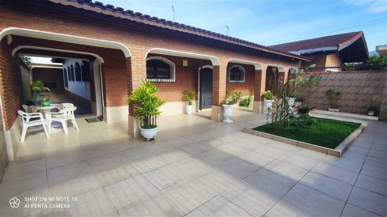 Imagem Casa com 4 Quartos à Venda, 264 m² em Balneario Florida - Praia Grande Imagem Casa com 4 Quartos à Venda, 264 m² em Balneario Florida - Praia Grande