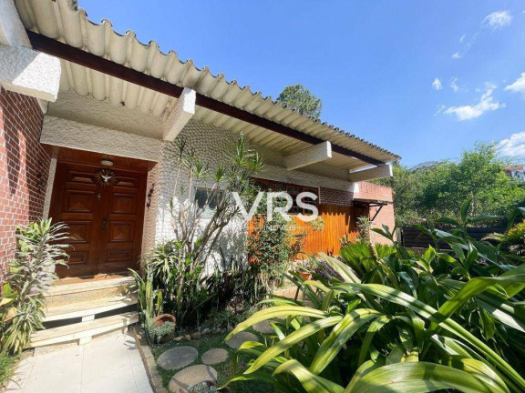 Imagem Casa com 4 Quartos à Venda, 430 m² em Golfe - Teresópolis Imagem Casa com 4 Quartos à Venda, 430 m² em Golfe - Teresópolis